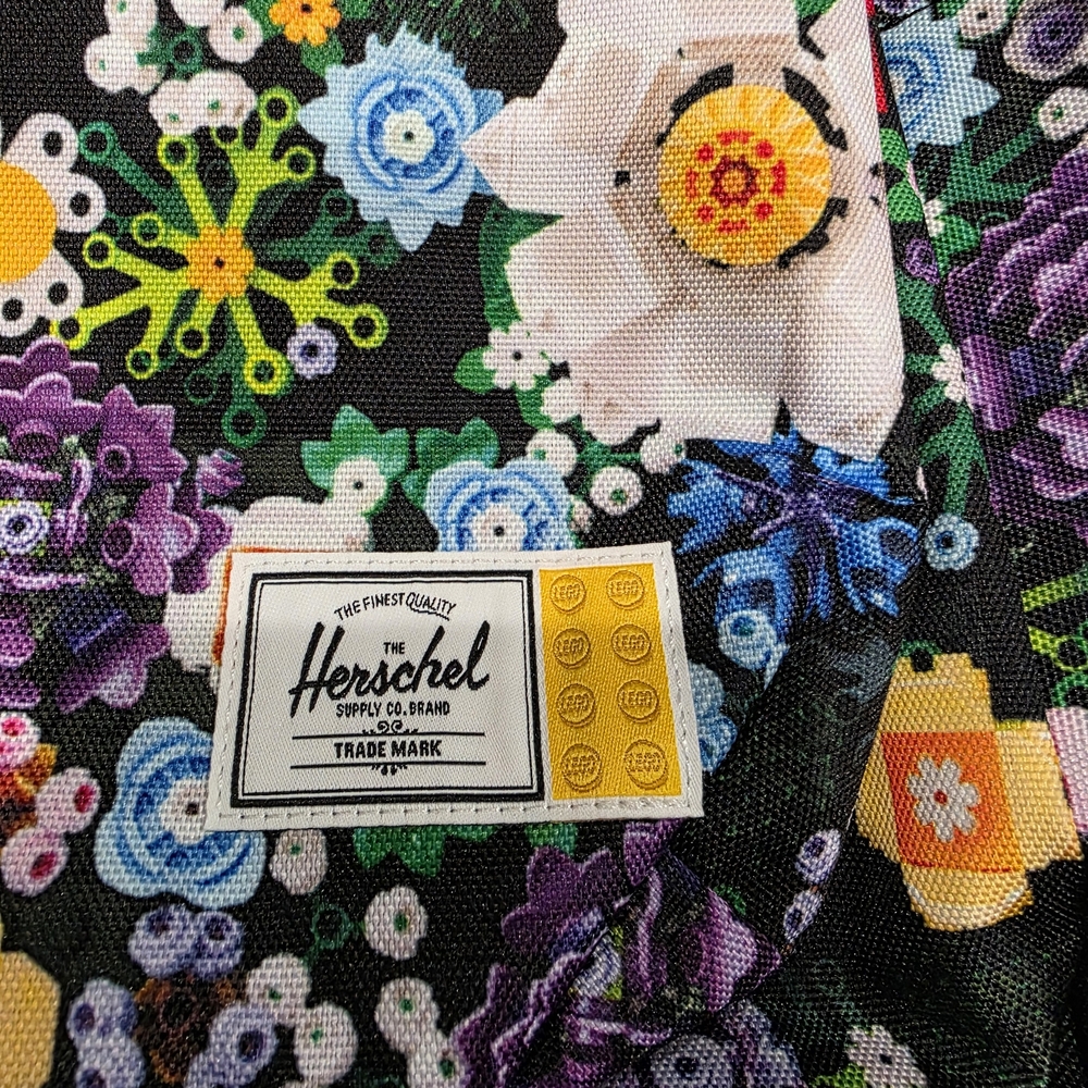 Floral Backpack with Multicolor Design - Picture 3 of 8